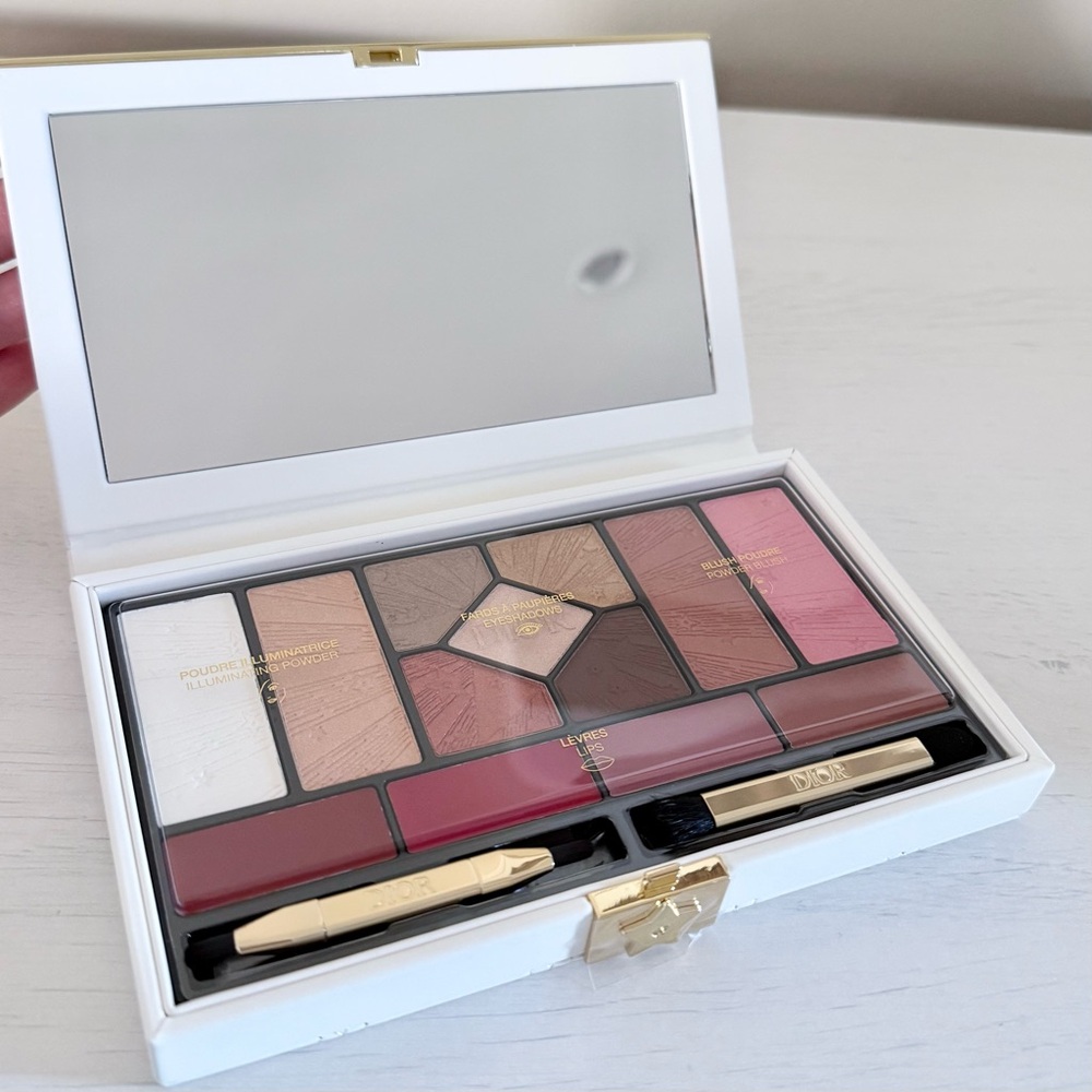 Dior Limited Edition Couture Makeup Palette - Picture 5 of 10